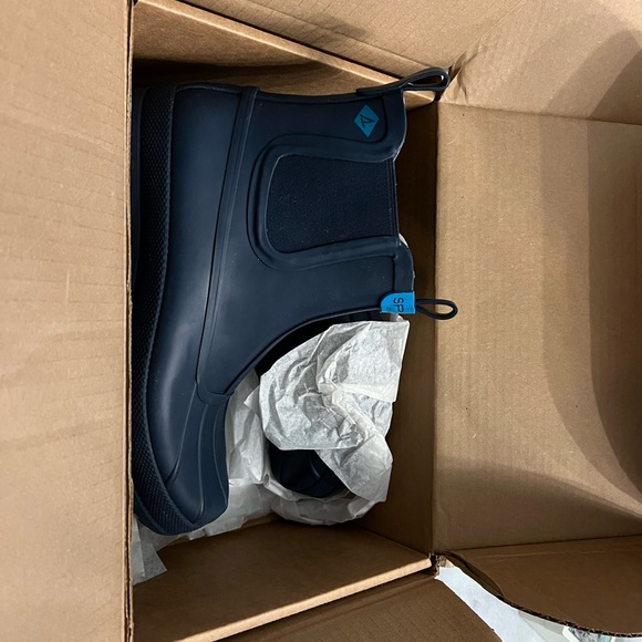 Sperry Rain Boots Children’s Size 8. Men’s NWOT - Picture 2 of 4